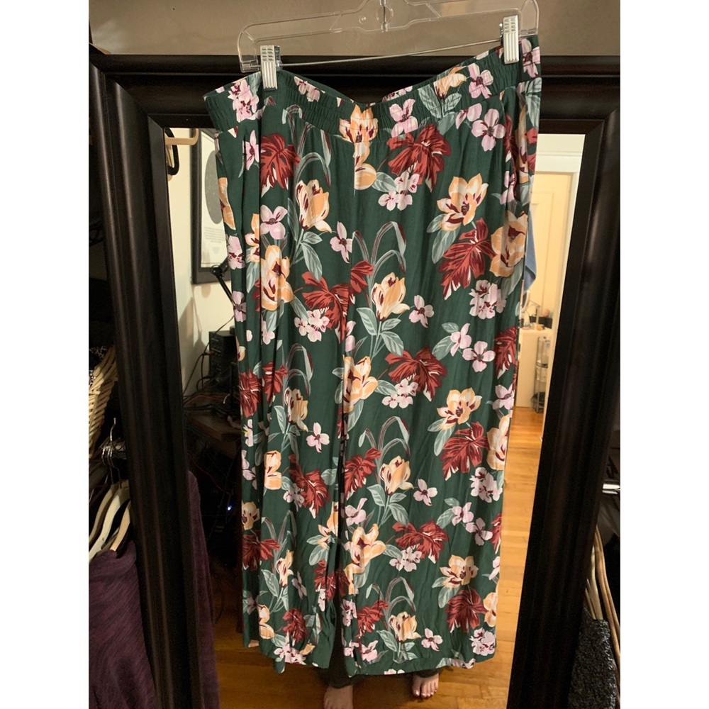 Floral Wide Leg Pants